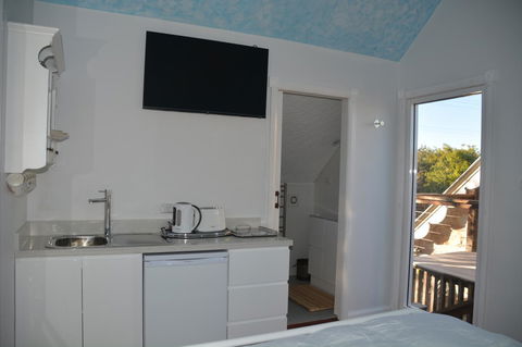 Garden Room - Accommodation Asia 3