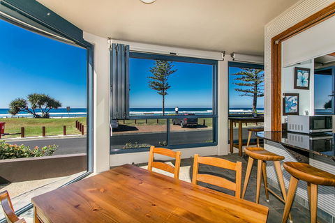 Lennox Holiday Apartments - Accommodation Guide 34