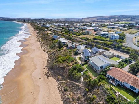 Boomer Beach Retreat - Pet-Friendly - WiFi - Accommodation Asia 2