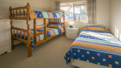 Boomer Crescent 5 Kioloa - Accommodation Asia 2