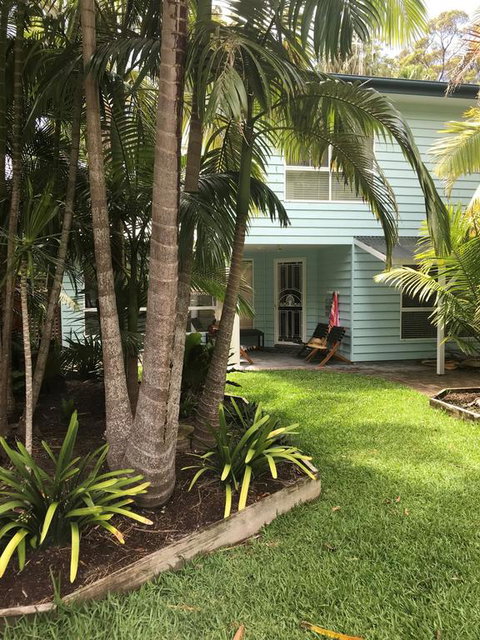 BOOTI BEACH HOUSE - Accommodation Guide 3