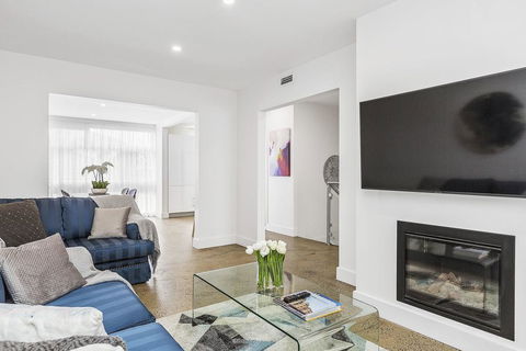 BOUTIQUE STAYS - Brighton By Sea - Accommodation Asia 0
