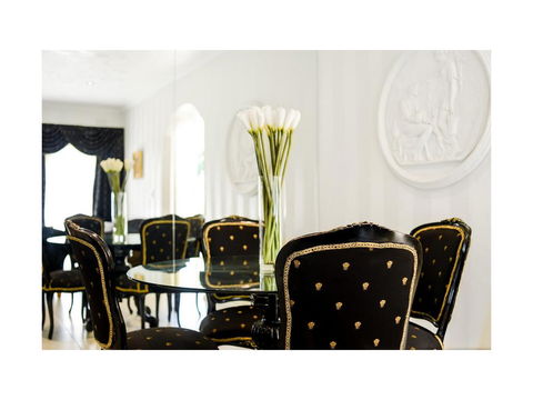 Boutique Stays - Brighton Rose - Accommodation Asia 3