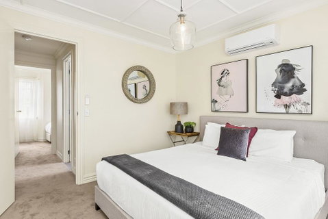 Boutique Stays - Buckingham - Accommodation Guide 2
