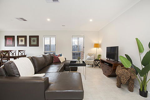 BOUTIQUE STAYS - Carinya - Accommodation Asia 2