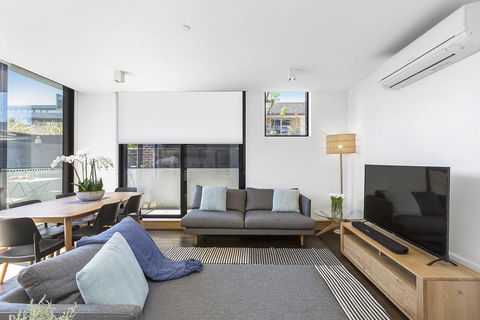 BOUTIQUE STAYS - Maybloom - Accommodation Guide 3