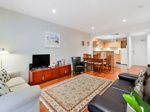 Boutique Stays - River Boulevard, Richmond Apartment - Accommodation Asia 3