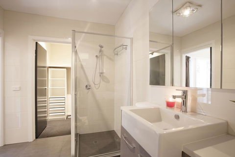 Boutique Stays - Roxys Place, Prahran House - Accommodation Guide 1