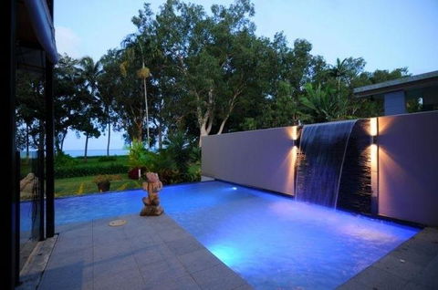Bramston Beach - Luxury Holiday House - Accommodation Asia 3