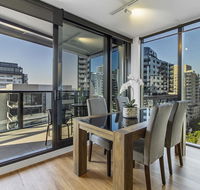 Brand new luxury pad in shopping and dining Mecca - Accommodation Asia