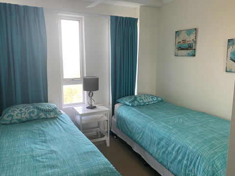 Breathtaking Views Over Currimundi Lake! - Accommodation Asia 2