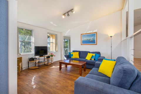 Breeze In Mollymook Beach - Accommodation Guide 2