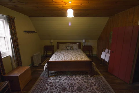 Brickendon - Accommodation Asia 1