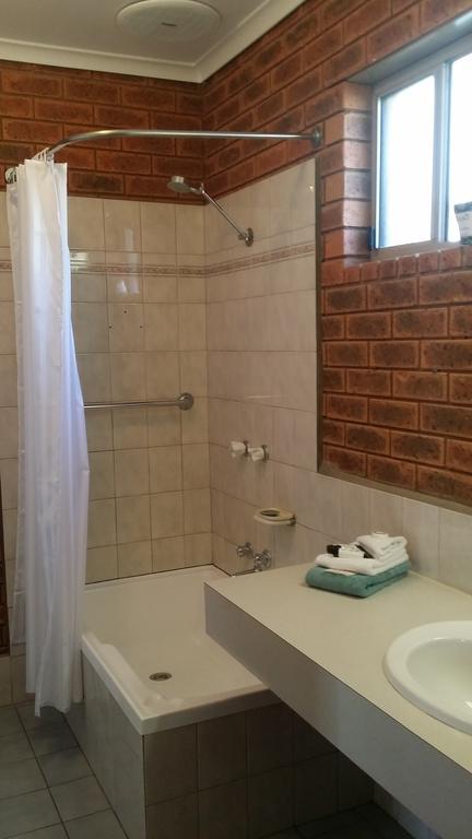 Bridge Motor Inn Tocumwal - Accommodation Asia 1