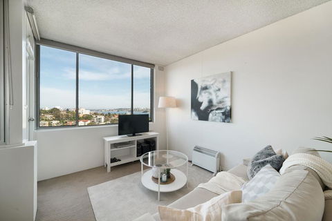 Bright And Sunny Studio Apartment - Accommodation Asia 1