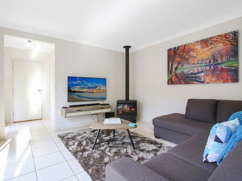 Bright Delight - Modern Luxury - Accommodation Guide 0