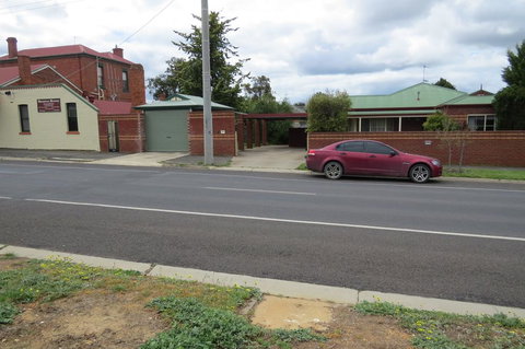 Bristol House Accommodation - Accommodation China 1