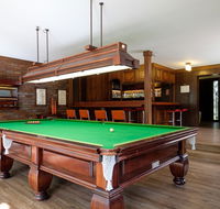 Brookfield Retreat - Large Holiday Home / Group Accommodation - Accommodation Asia