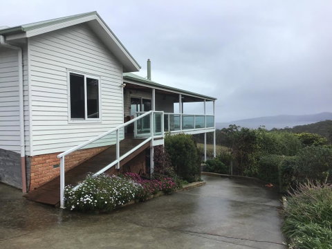Bruny Sunset Beach GateAway - Accommodation Guide 0