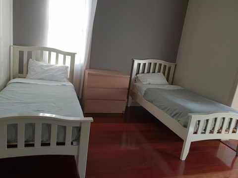 Bunbury's Most Convenient Location - Unit 2 - Accommodation Asia 2