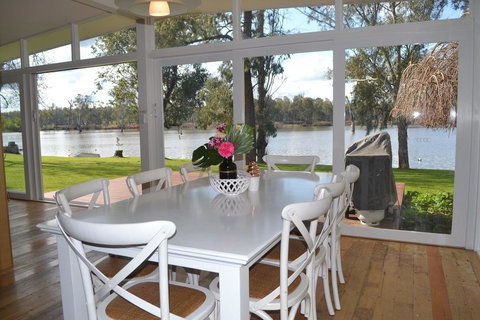 Bundalong Waterfront- 28 Graham Ave, Bundalong - Accommodation Asia 1