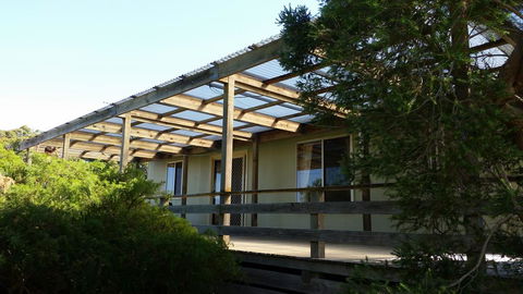 Bushland Retreat - Accommodation Asia 0