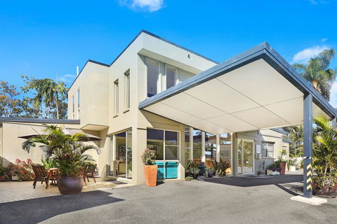 Caboolture Riverlakes Boutique Motel - Accommodation Asia 0