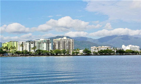 Cairns Aquarius - Accommodation Asia 0