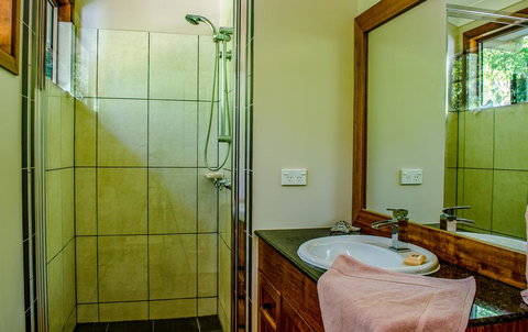 Cairns Homestead: A Peaceful Getaway - Accommodation China 0