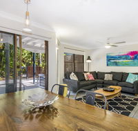 Calinda Sol 11 - Accommodation Guide