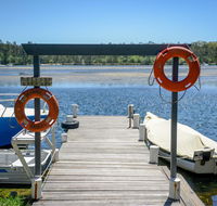 Calm Waters Waterfront Cottages - Accommodation Asia