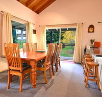 Camellia Lodge - Accommodation Guide