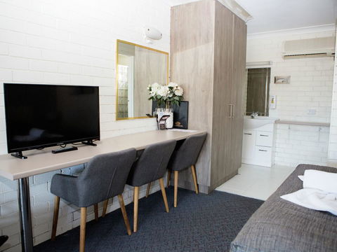 Cameo Inn Motel - Accommodation Asia 2