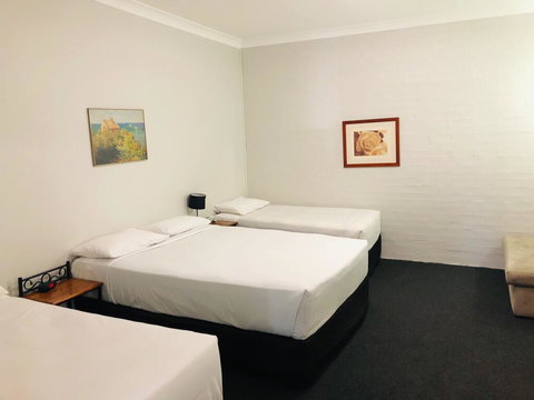 Campbelltown Colonial Motor Inn - Accommodation Asia 2