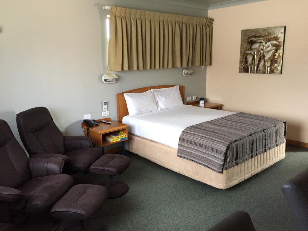 Earlville QLD Accommodation Asia