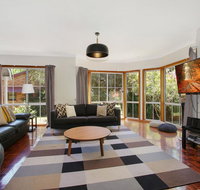Canyon Walk House - On the Ovens River - Accommodation Guide