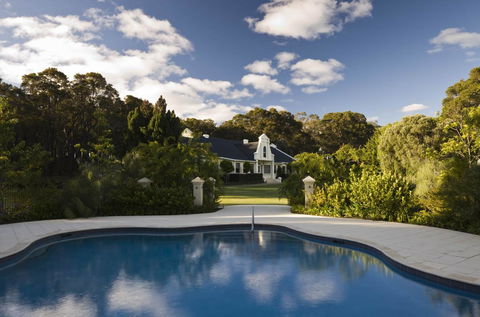 Cape Lodge - Accommodation Asia 1