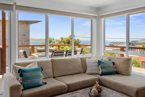 Cape Views - Accommodation Asia 2
