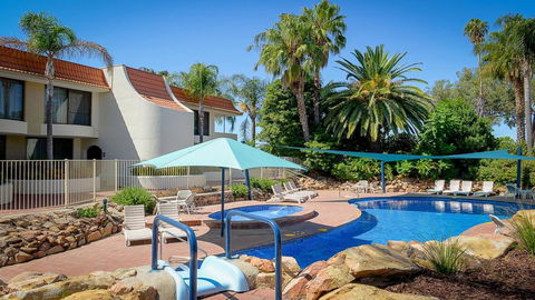 Capri Waters Country Club - Accommodation Asia 2