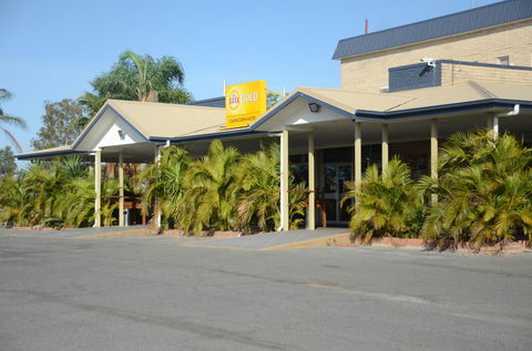 Capricorn Hotel - Accommodation Guide 0