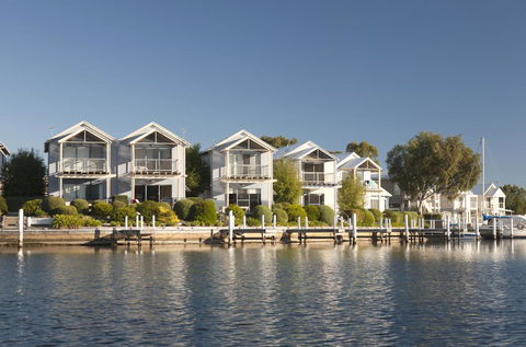 Captains Cove Resort - Accommodation Asia 0