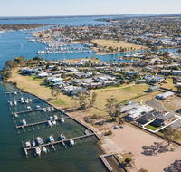 Captains Hideaway - Jetty Berth and Pet Friendly - Accommodation Asia