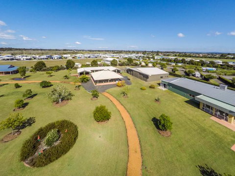 Casino Holiday Park - Accommodation China 2