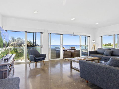 Catalina - Brand New House - Accommodation Asia 2