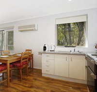 Cedar 6 - fully renovated apartment - Accommodation Guide