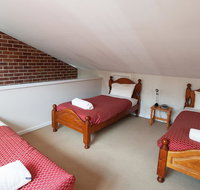 Cedar Creek 2 - Accommodation Asia