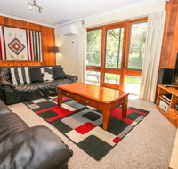 Cedar Holiday Units - Apartment 1 - Accommodation Guide