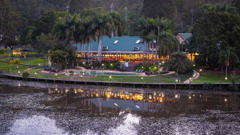 Cedar Lake Country Resort - Accommodation Asia 0