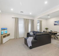 Central and Charming on Wallace - Accommodation Asia