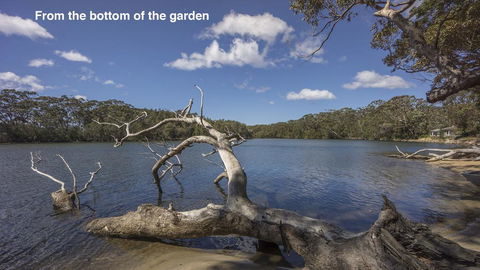 Centre Street 10 Lake Tabourie - Accommodation Guide 1